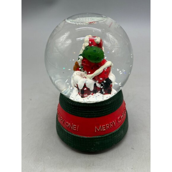Holiday Santa Claus Snow Globe With "Merry Christmas Every One!" Message READ - Picture 3 of 7